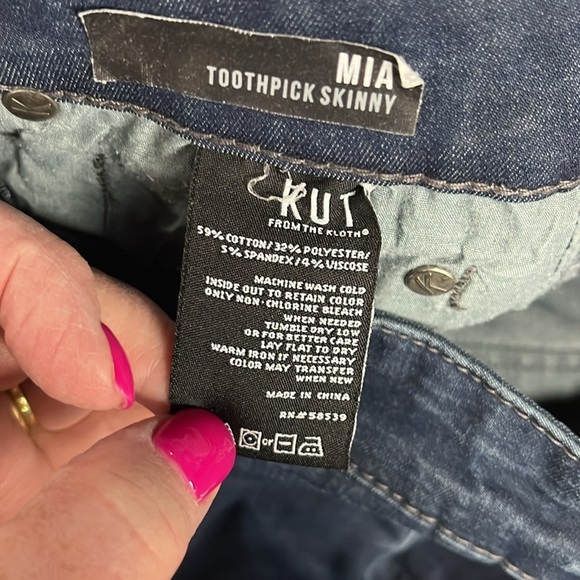 Kut Womens Jeans 6 Dark Wash Mia Toothpick Skinny Zip/Button Fly Raw Hem Trendy - Picture 10 of 14